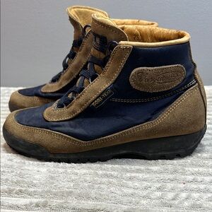 VINTAGE VASQUE Skywalk Leather Hiking Boots Waterproof Gore-Tex
order (A14)